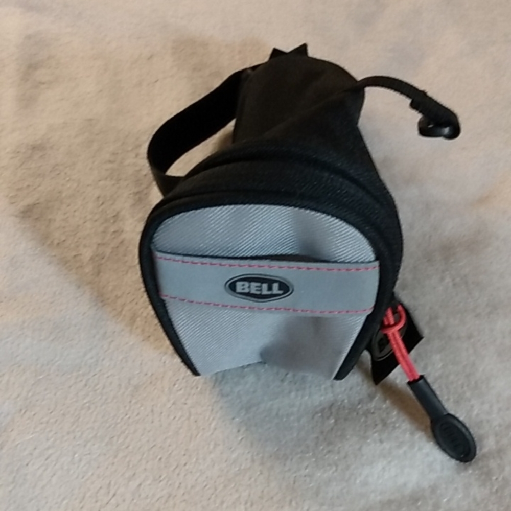 BELL BIKE STORAGE HOLDER FOR RIDING - Picture 2 of 5